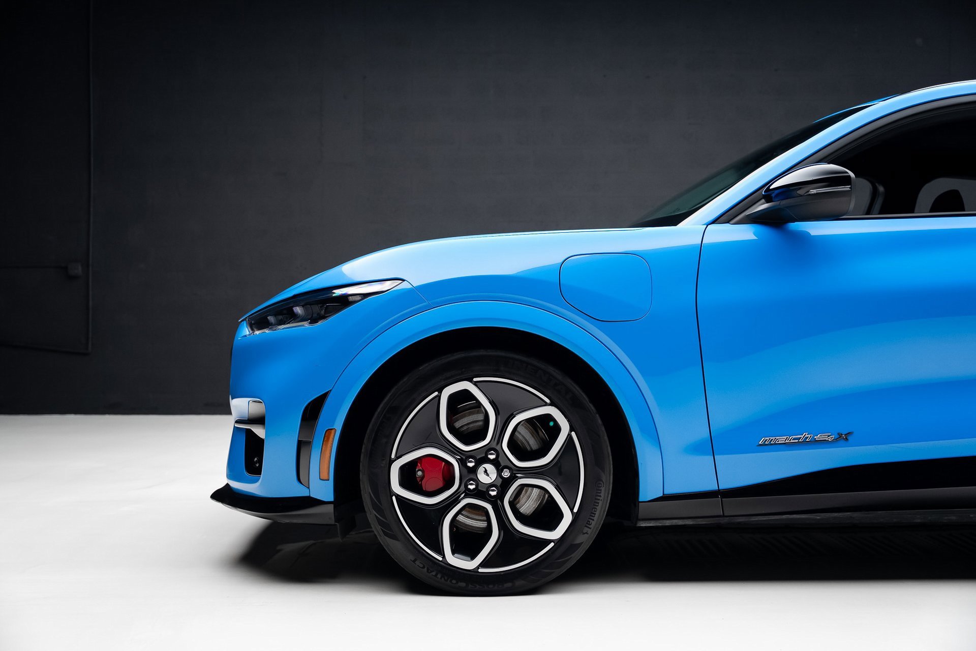 Used 2021 Ford Mustang Mach-E GT image 17