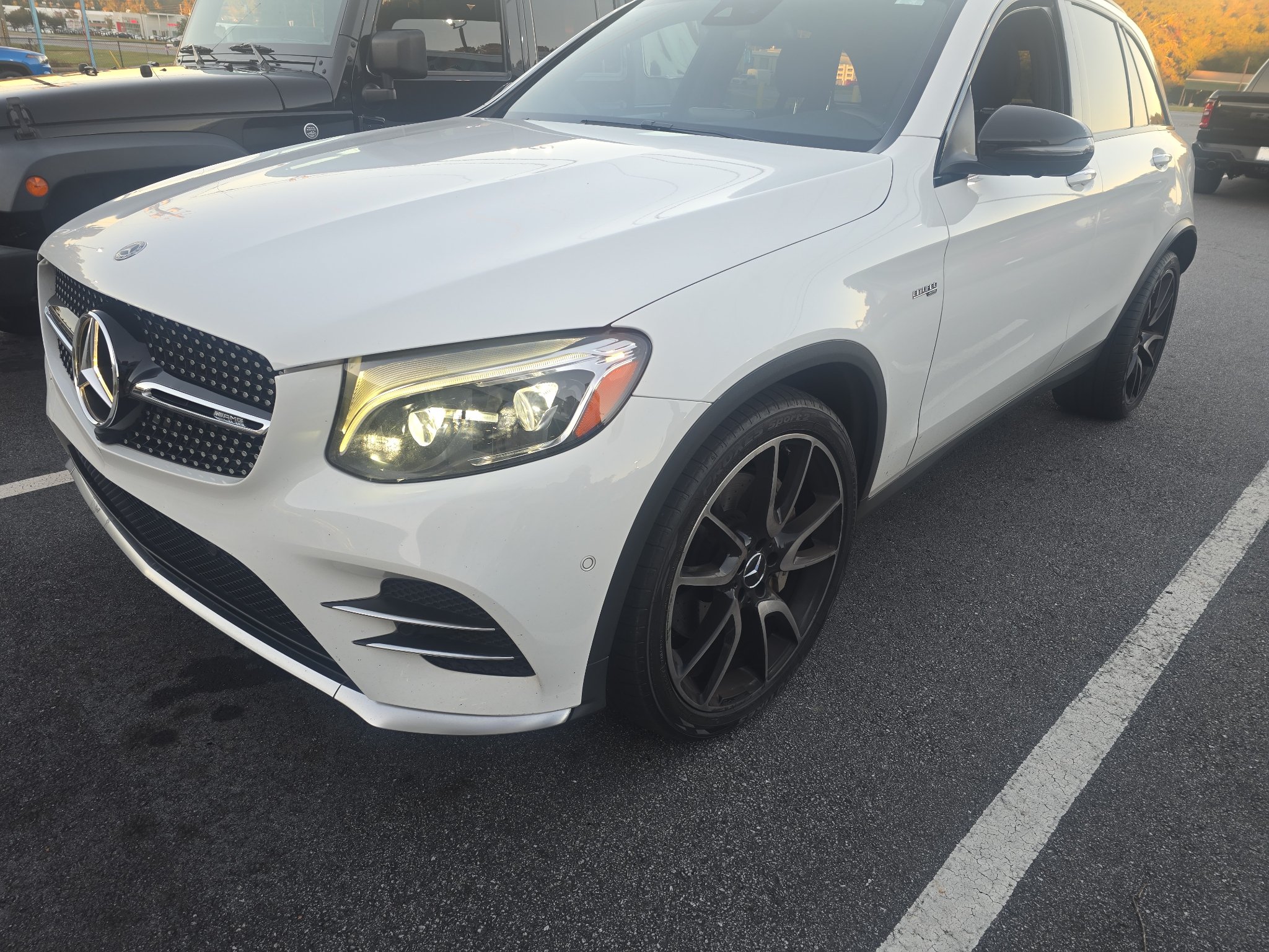 Used 2019 Mercedes-Benz GLC 43 AMG 4MATIC image 2
