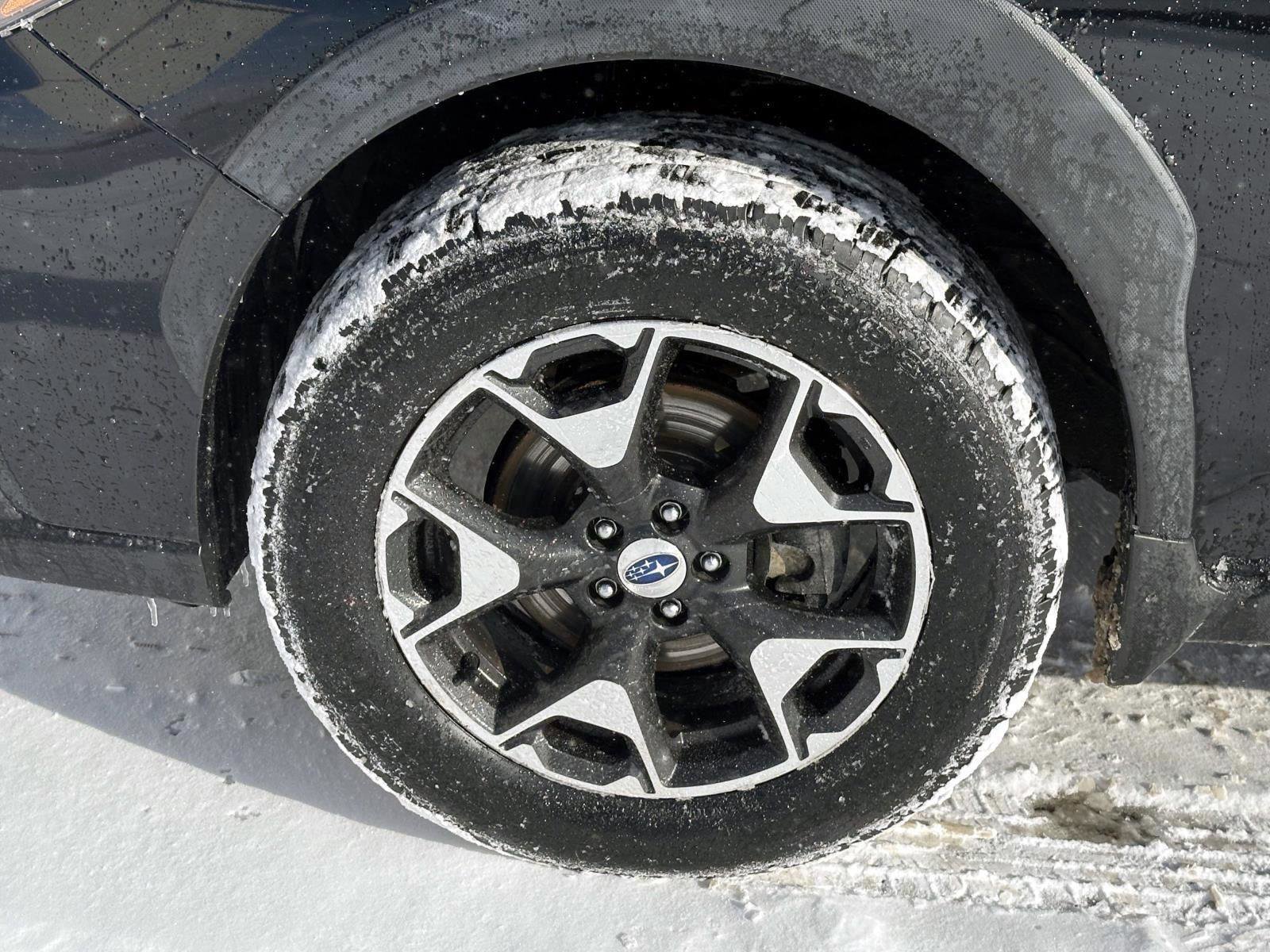 Used 2018 Subaru Crosstrek 2.0i Premium w/ Eyesight System image 8