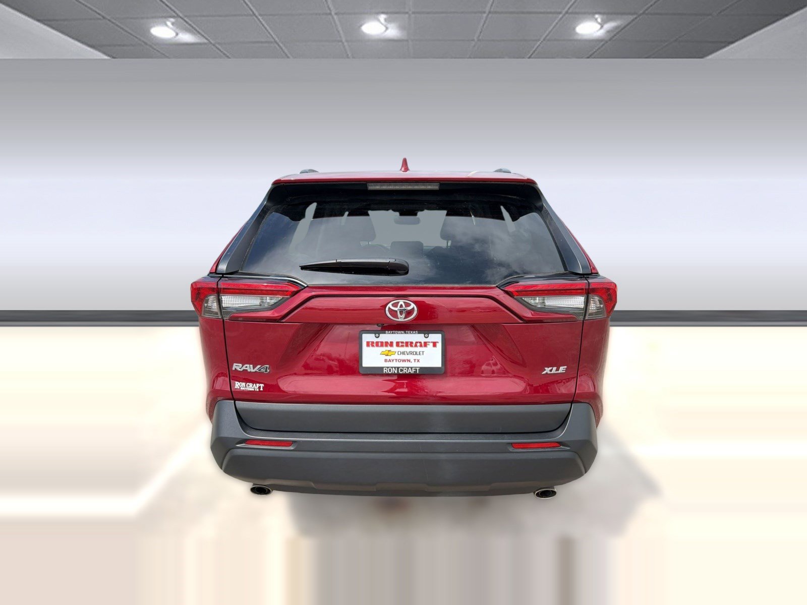 Used 2024 Toyota RAV4 XLE w/ Convenience Package image 9