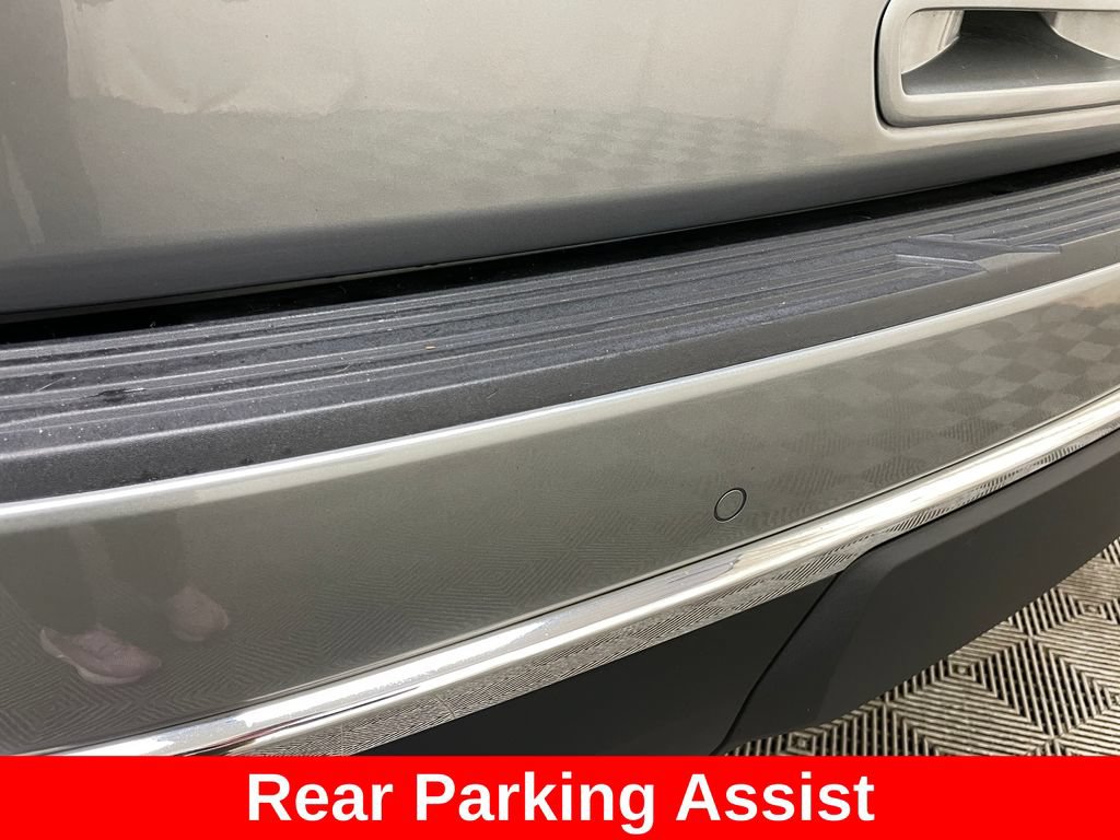 Used 2023 Chevrolet Tahoe LT AWD/4WD image 16
