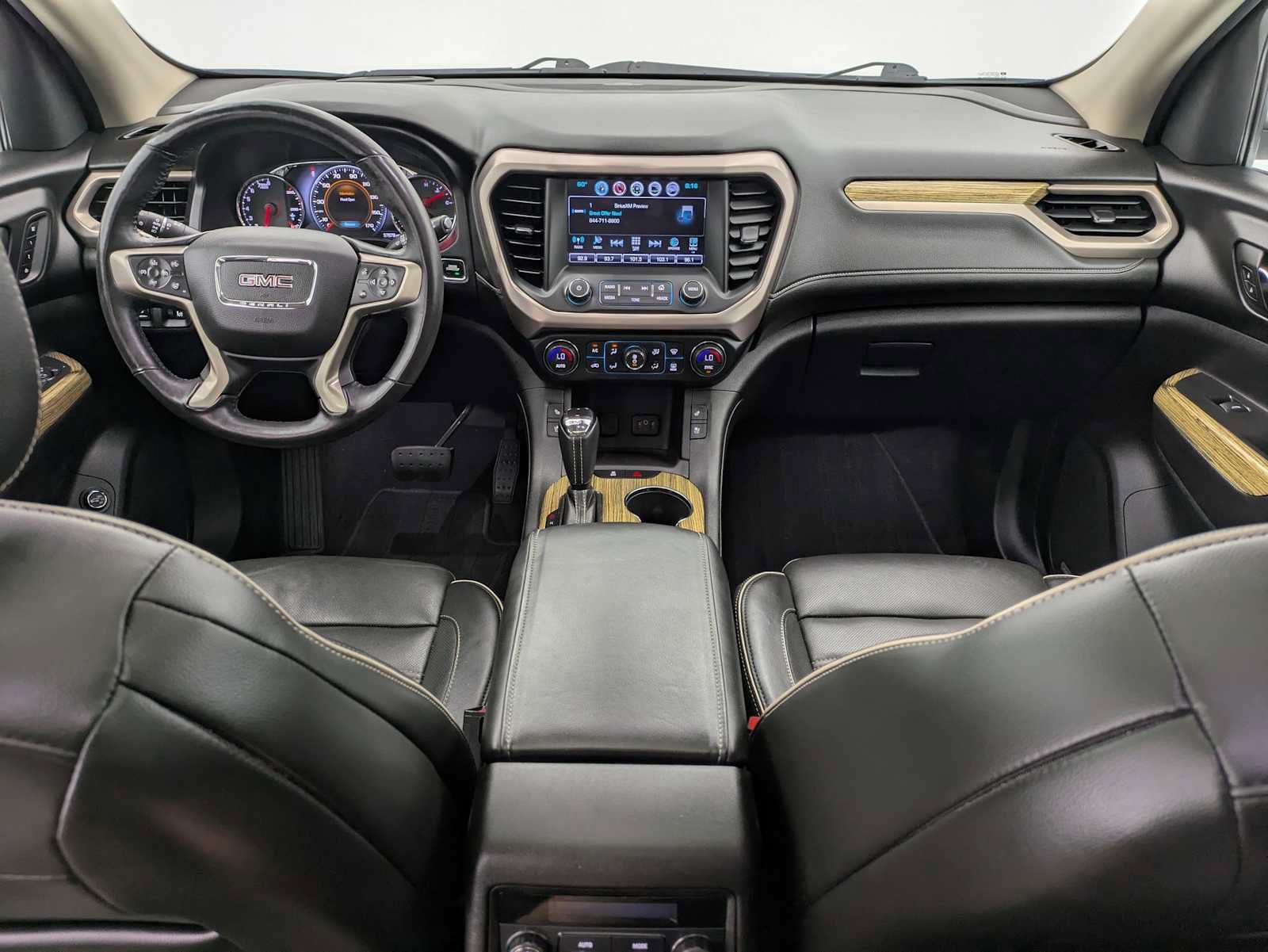Used 2017 GMC Acadia Denali w/ Technology Package AWD/4WD image 16