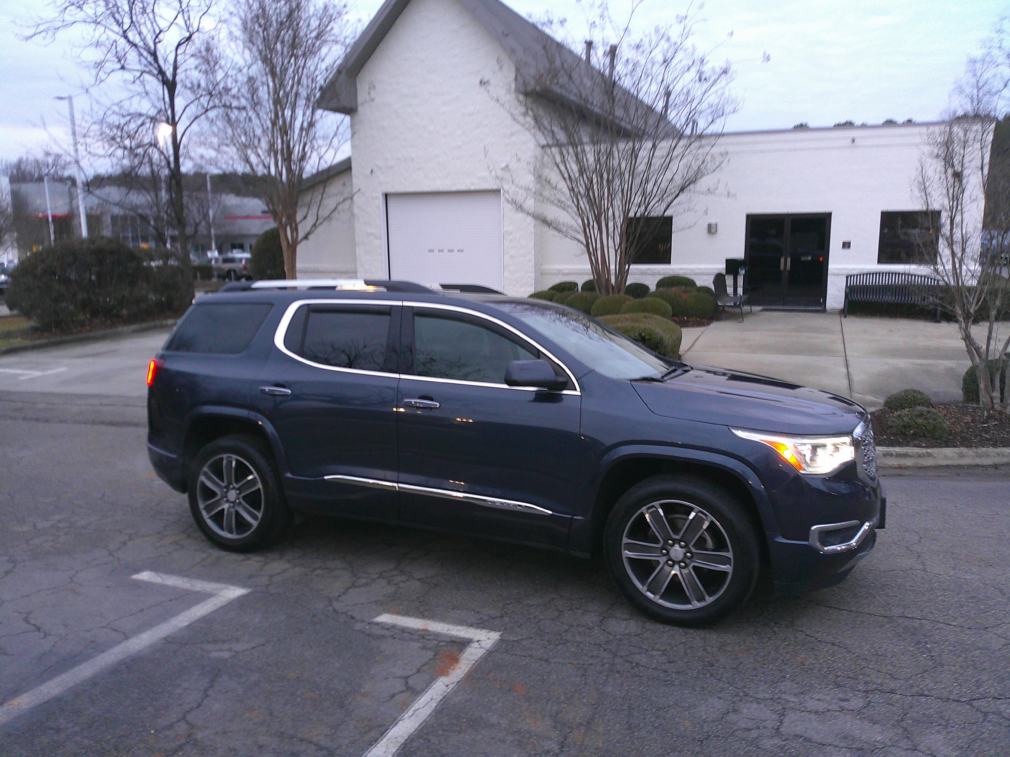 Used 2019 GMC Acadia Denali w/ Technology Package image 14