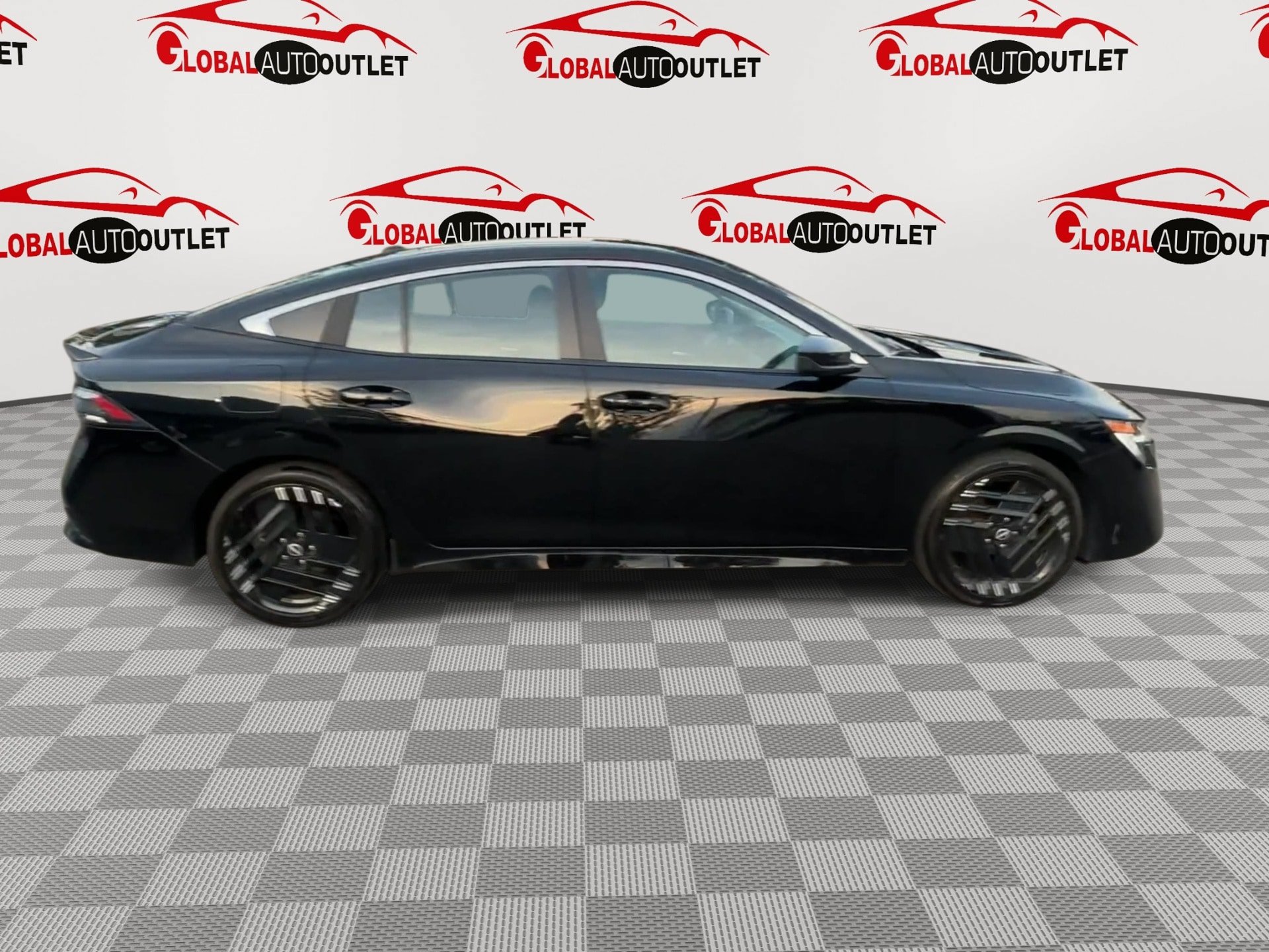 Used 2026 Nissan Sentra SR w/ Floor Mat Package FWD image 9