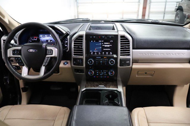 Used 2017 Ford F250 Lariat w/ Lariat Ultimate Package AWD/4WD image 7