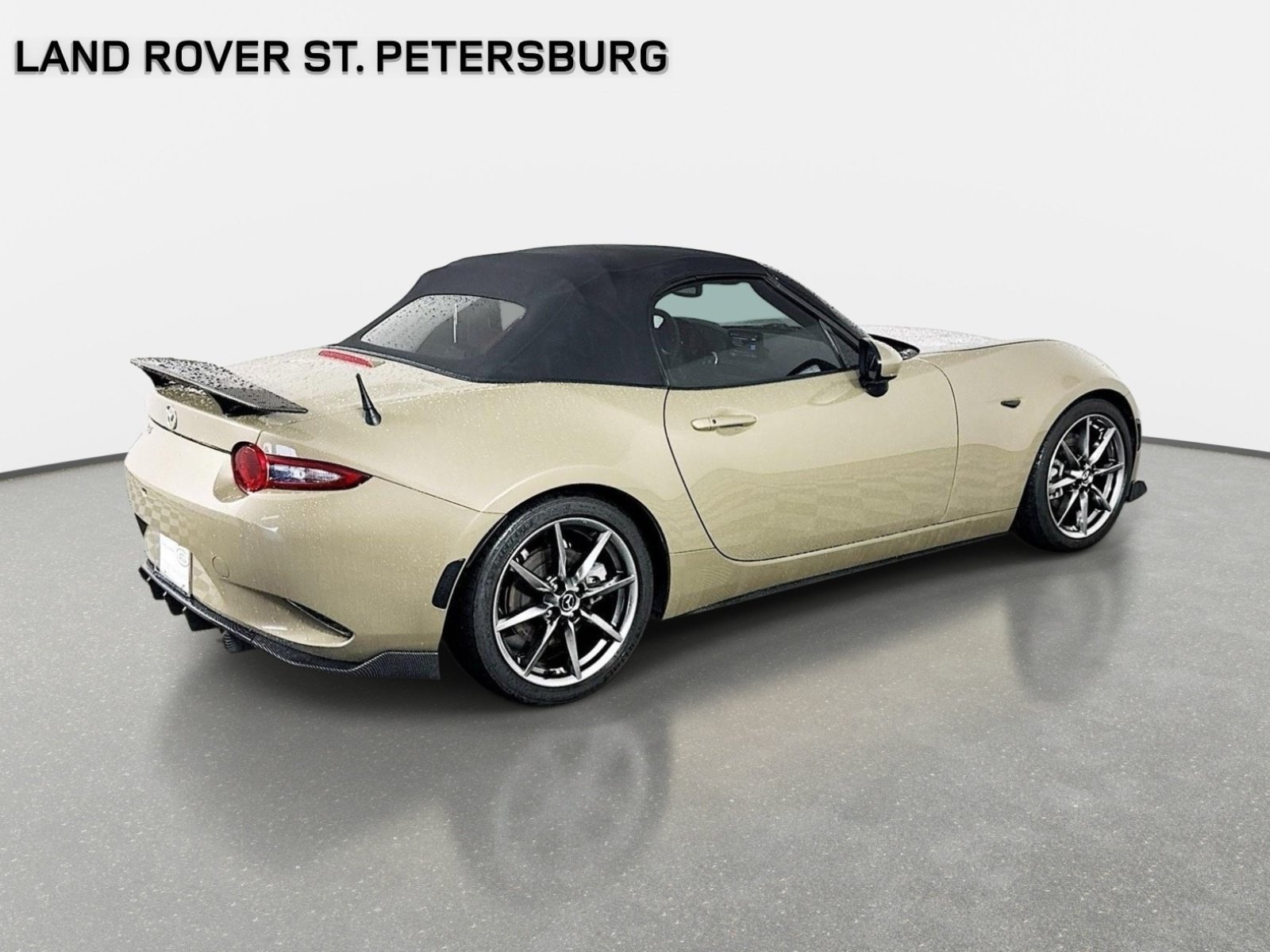 Used 2023 MAZDA MX-5 Miata Grand Touring RWD image 5