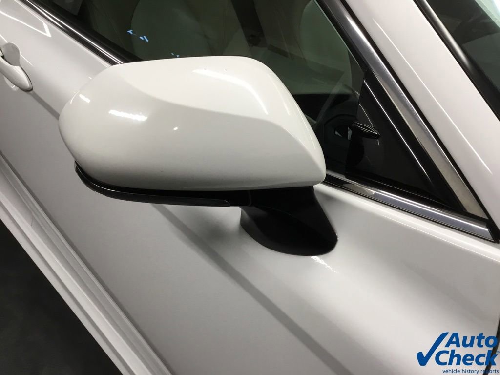 Used 2020 Toyota Camry XLE image 15