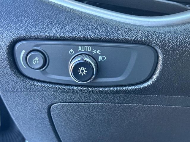 Used 2023 Chevrolet Malibu LT image 12