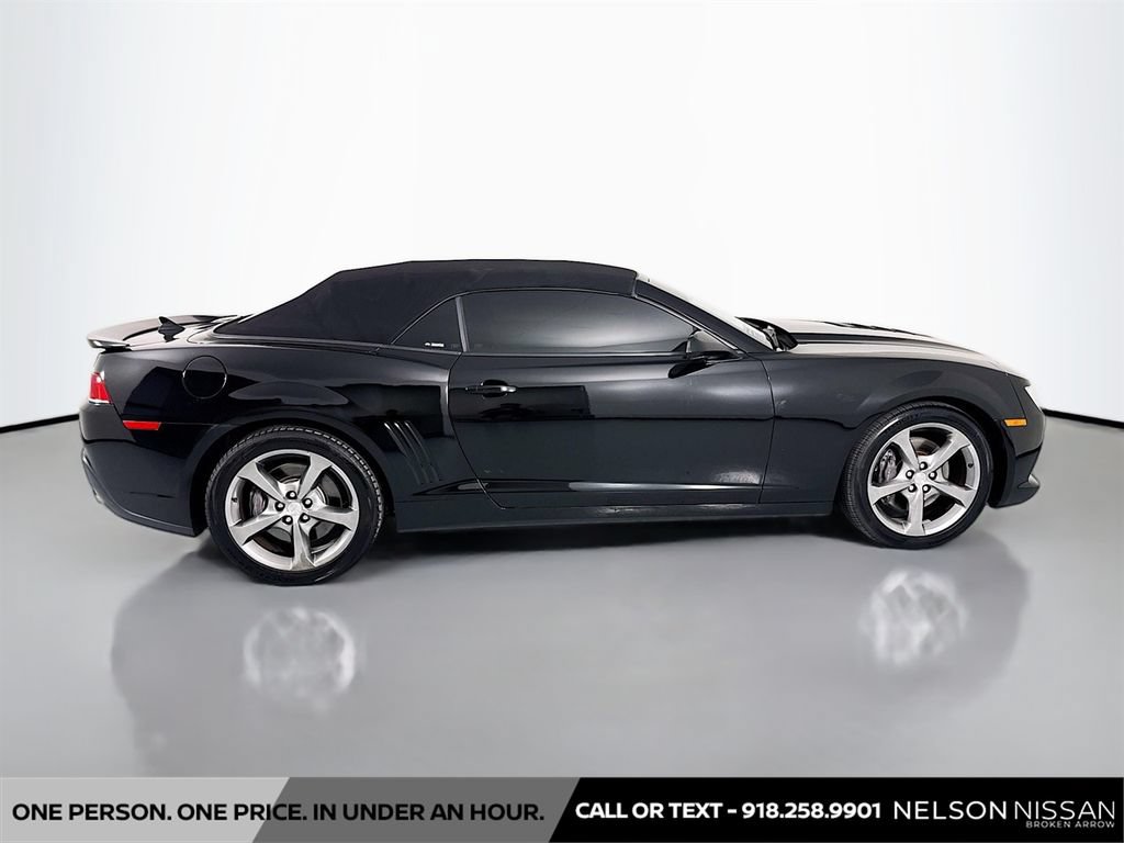Used 2014 Chevrolet Camaro SS w/ RS Package RWD image 4