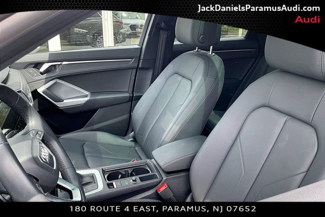 Used 2023 Audi Q3 2.0T Premium w/ Convenience Package AWD/4WD image 25