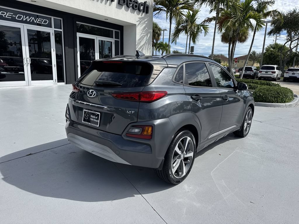 Used 2021 Hyundai Kona Limited w/ Cargo Package FWD image 3