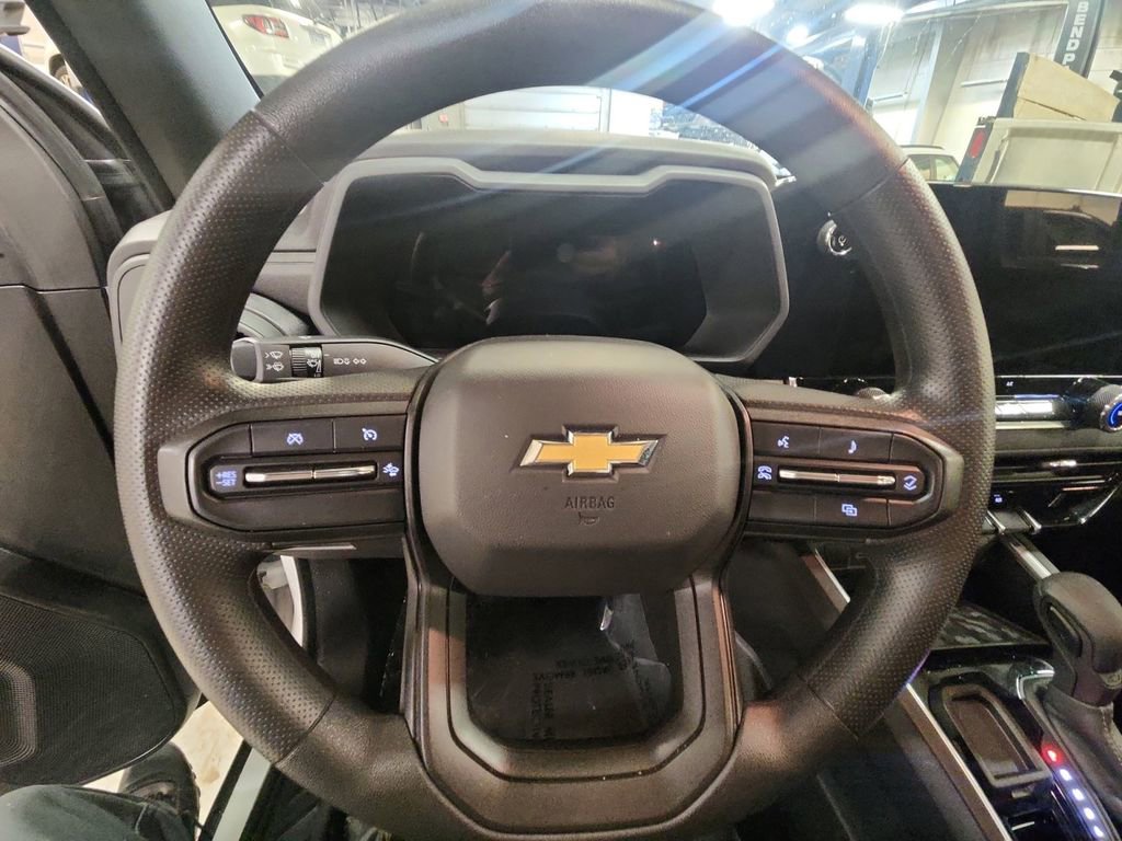 Certified 2025 Chevrolet Colorado W/T w/ Advanced Trailering Package image 15