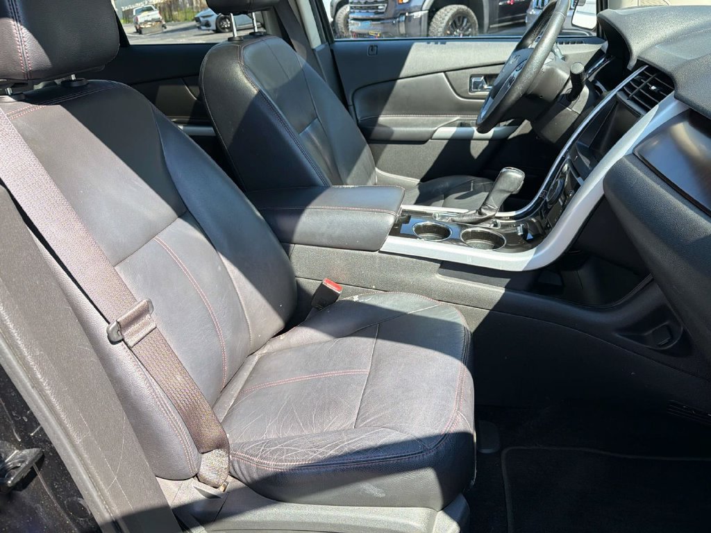 Used 2013 Ford Edge Limited FWD image 28