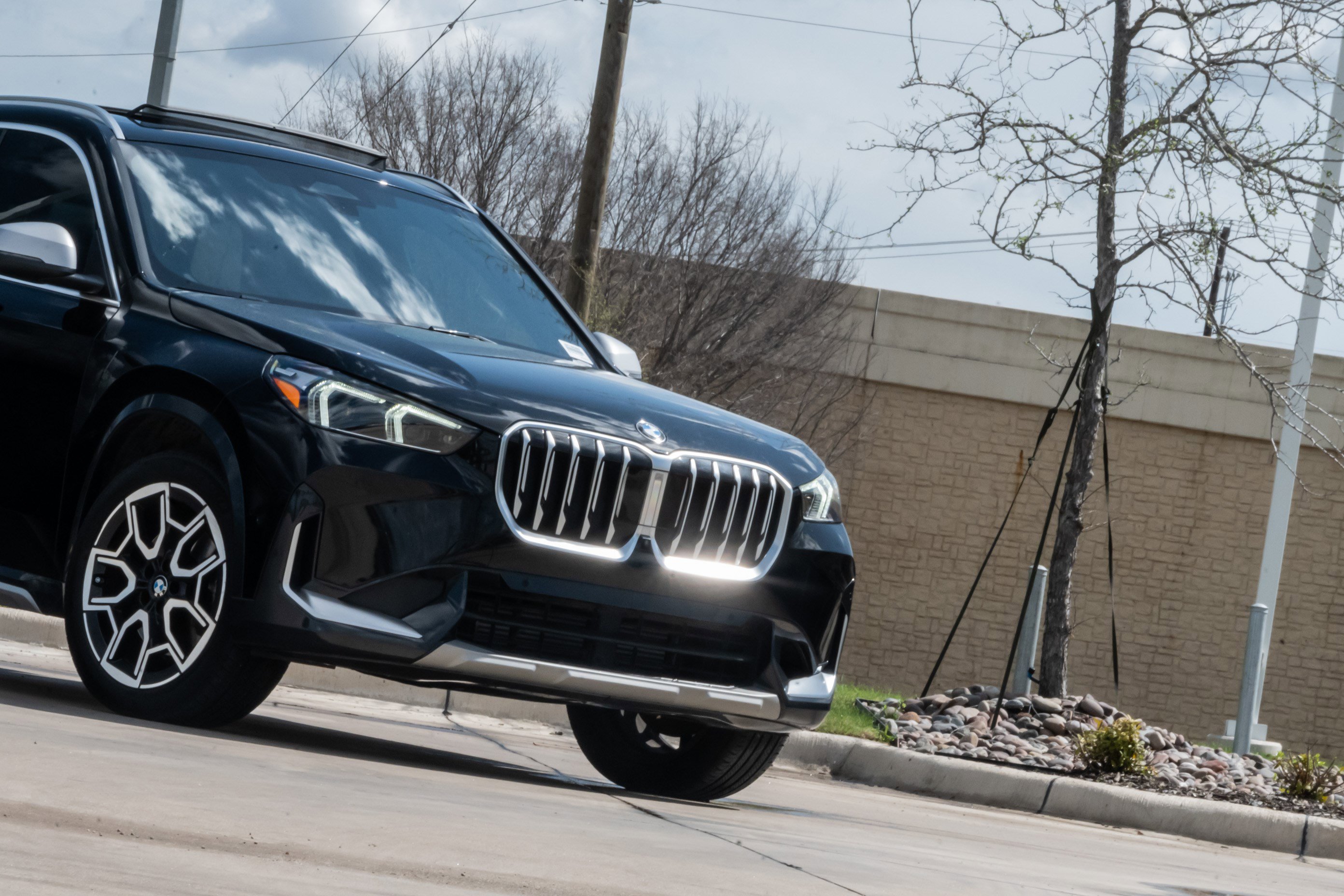 Certified 2024 BMW X1 xDrive28i w/ Premium Package image 5