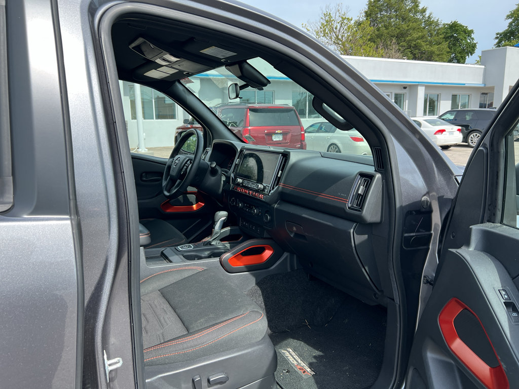 Used 2026 Nissan Frontier PRO-4X AWD/4WD image 12