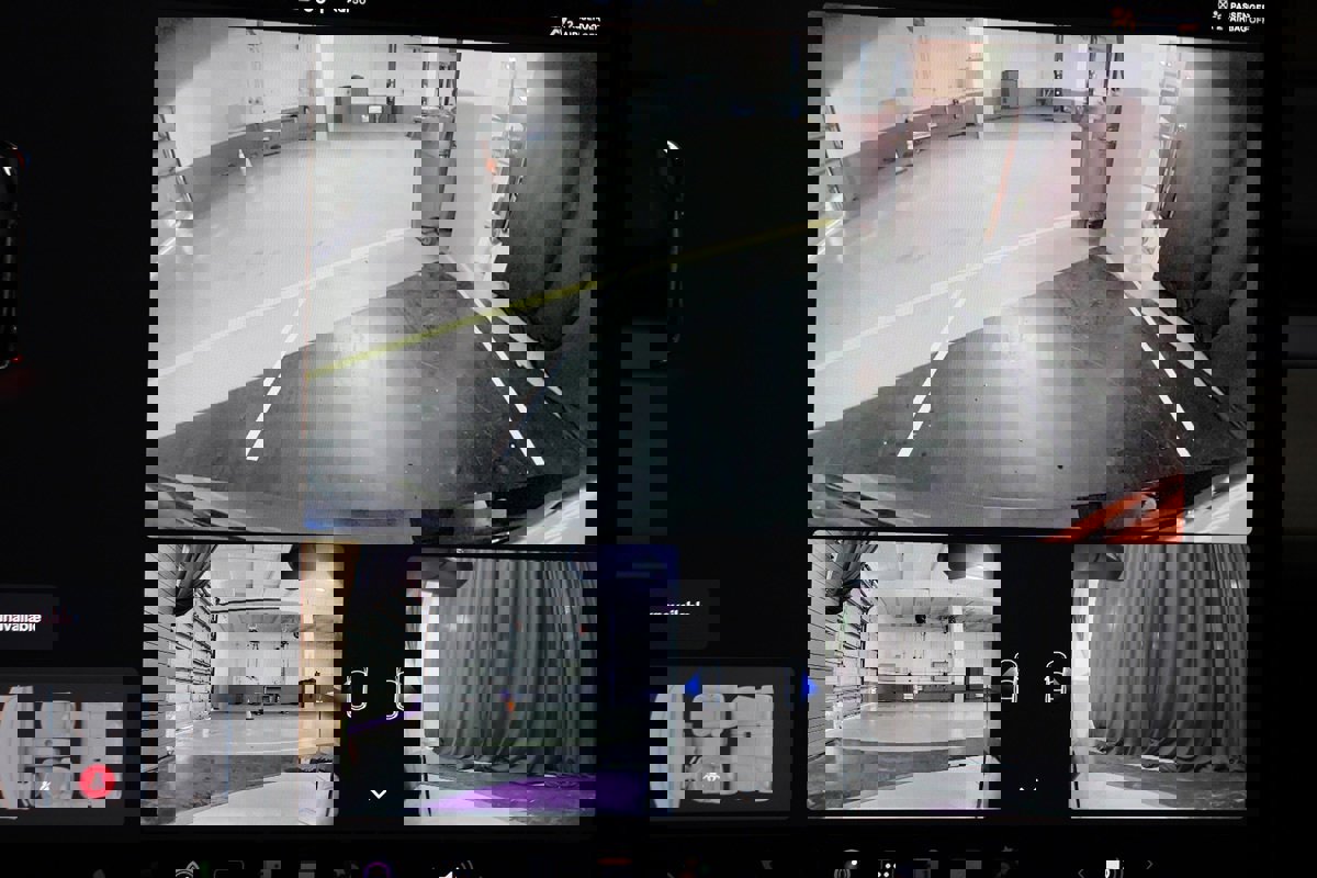 Used 2023 Tesla Model 3 Standard Range image 21