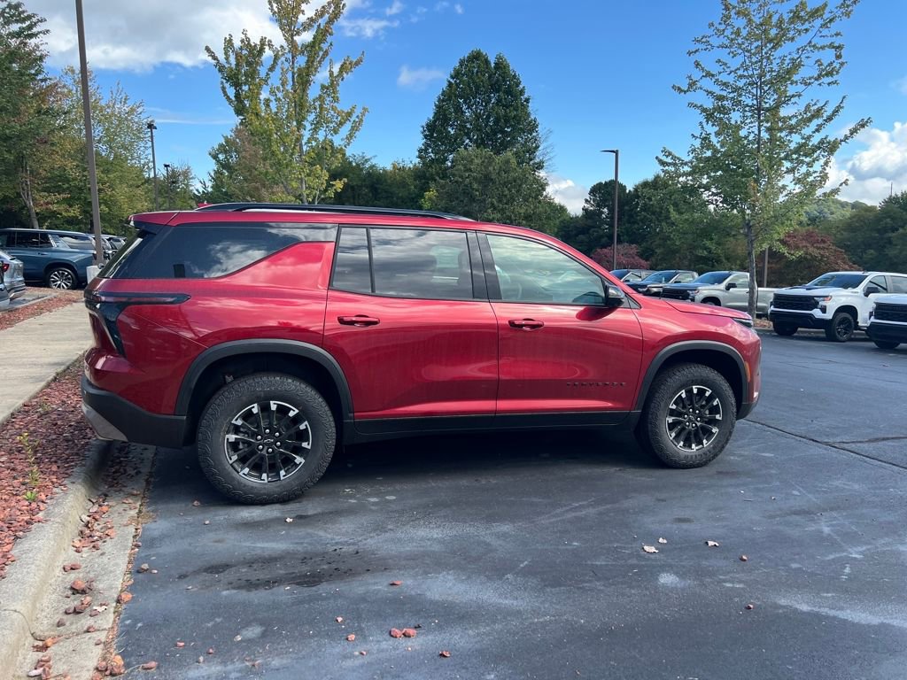 New 2026 Chevrolet Traverse Z71 w/ Driver Confidence Package image 2