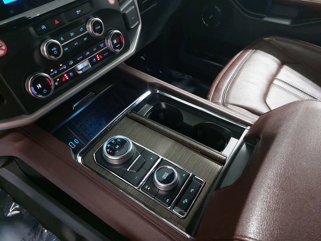 Used 2024 Ford Expedition Limited image 28