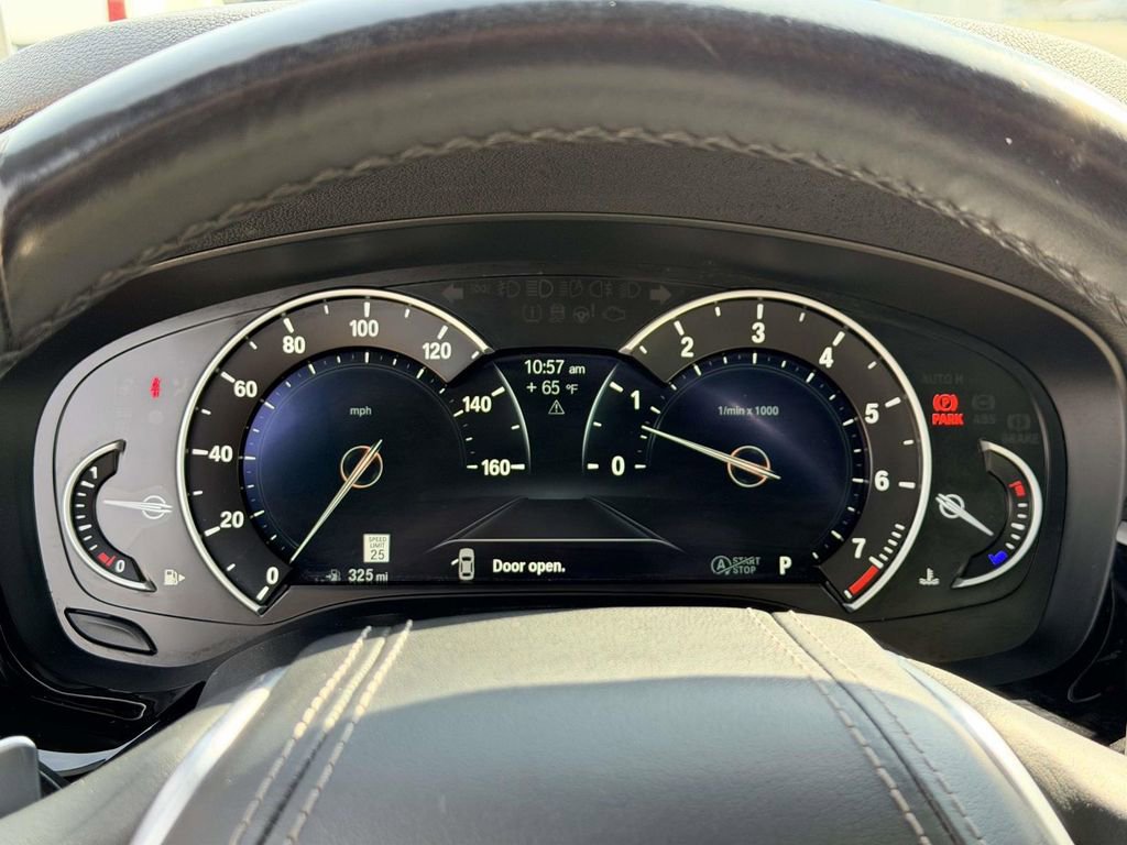 Used 2019 BMW 540i xDrive image 9