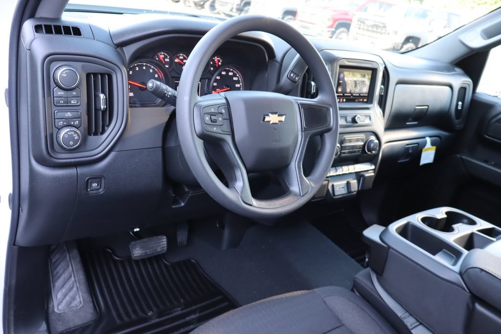 New 2026 Chevrolet Silverado 1500 Custom AWD/4WD image 6