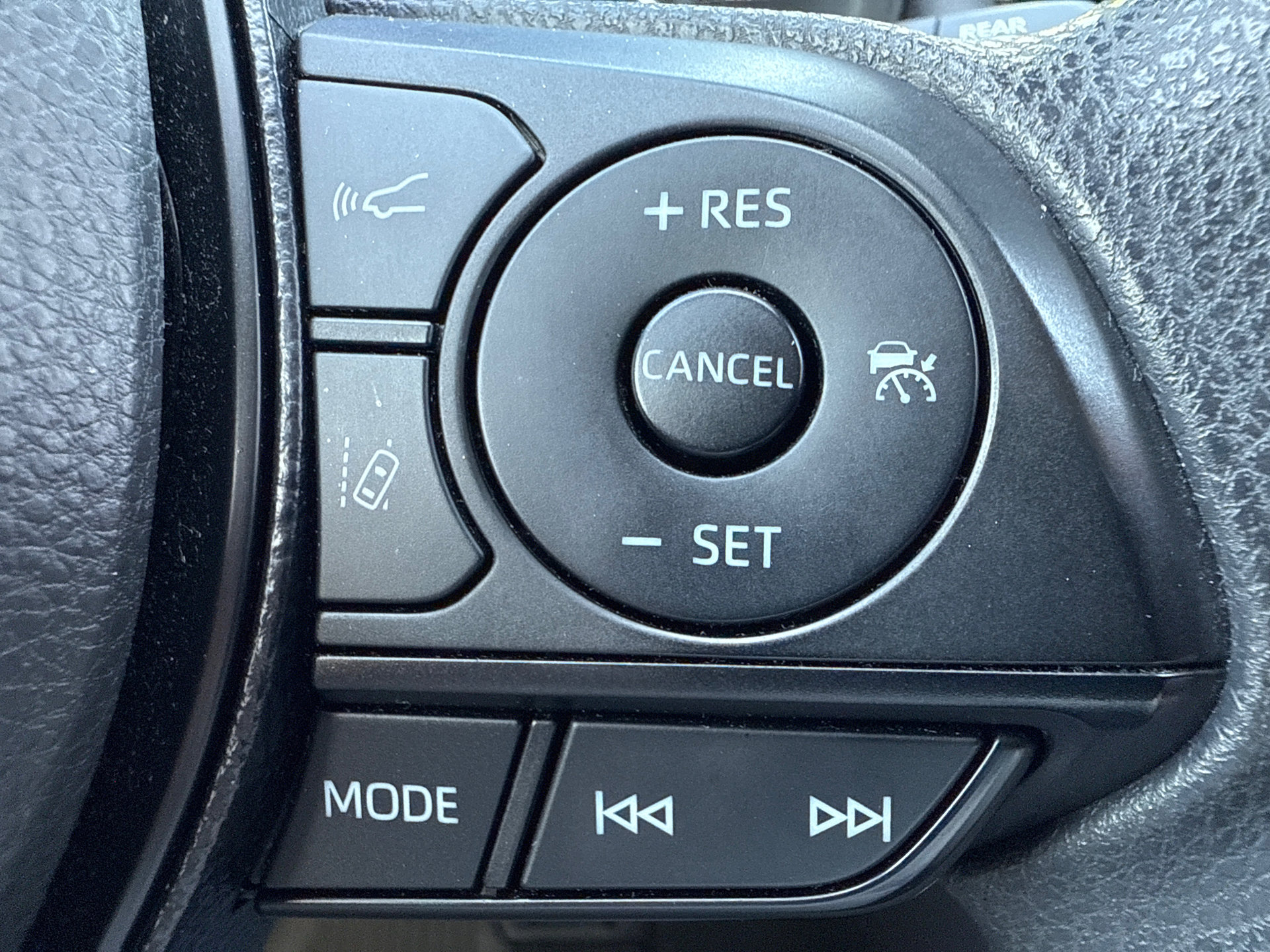 Used 2020 Toyota RAV4 XLE w/ All Weather Liner Package image 28