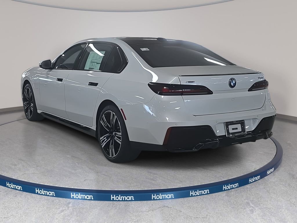 New 2026 BMW 750e xDrive w/ Premium Package image 6