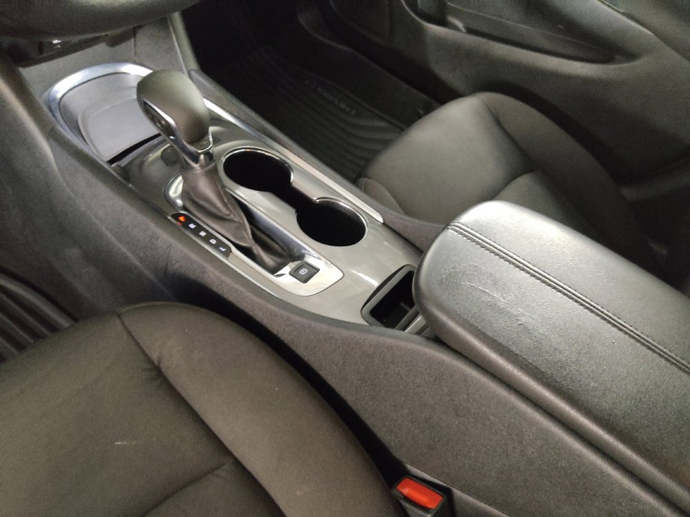 Used 2022 Chevrolet Malibu LT FWD image 26
