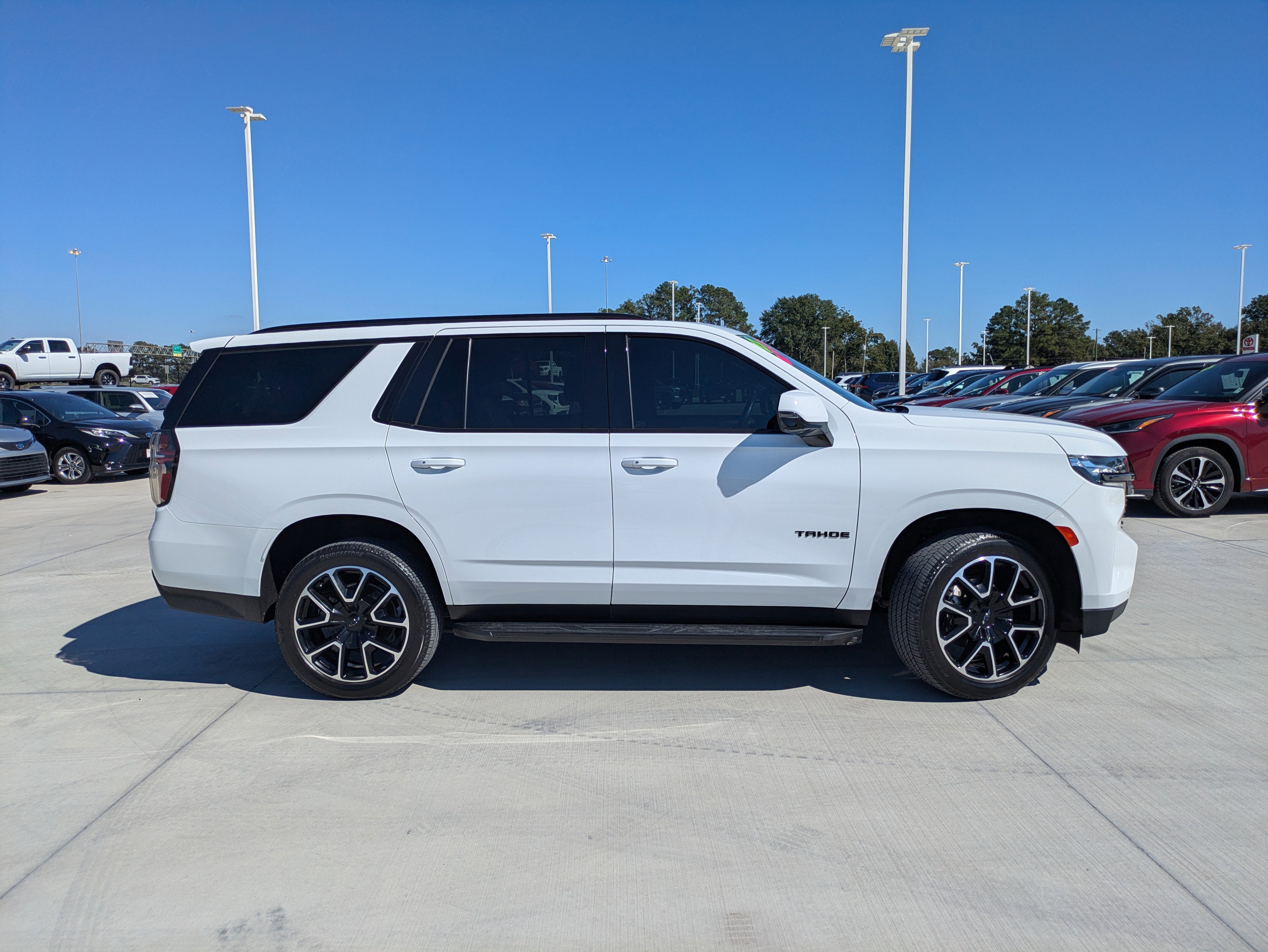 Used 2022 Chevrolet Tahoe RST w/ Luxury Package image 8