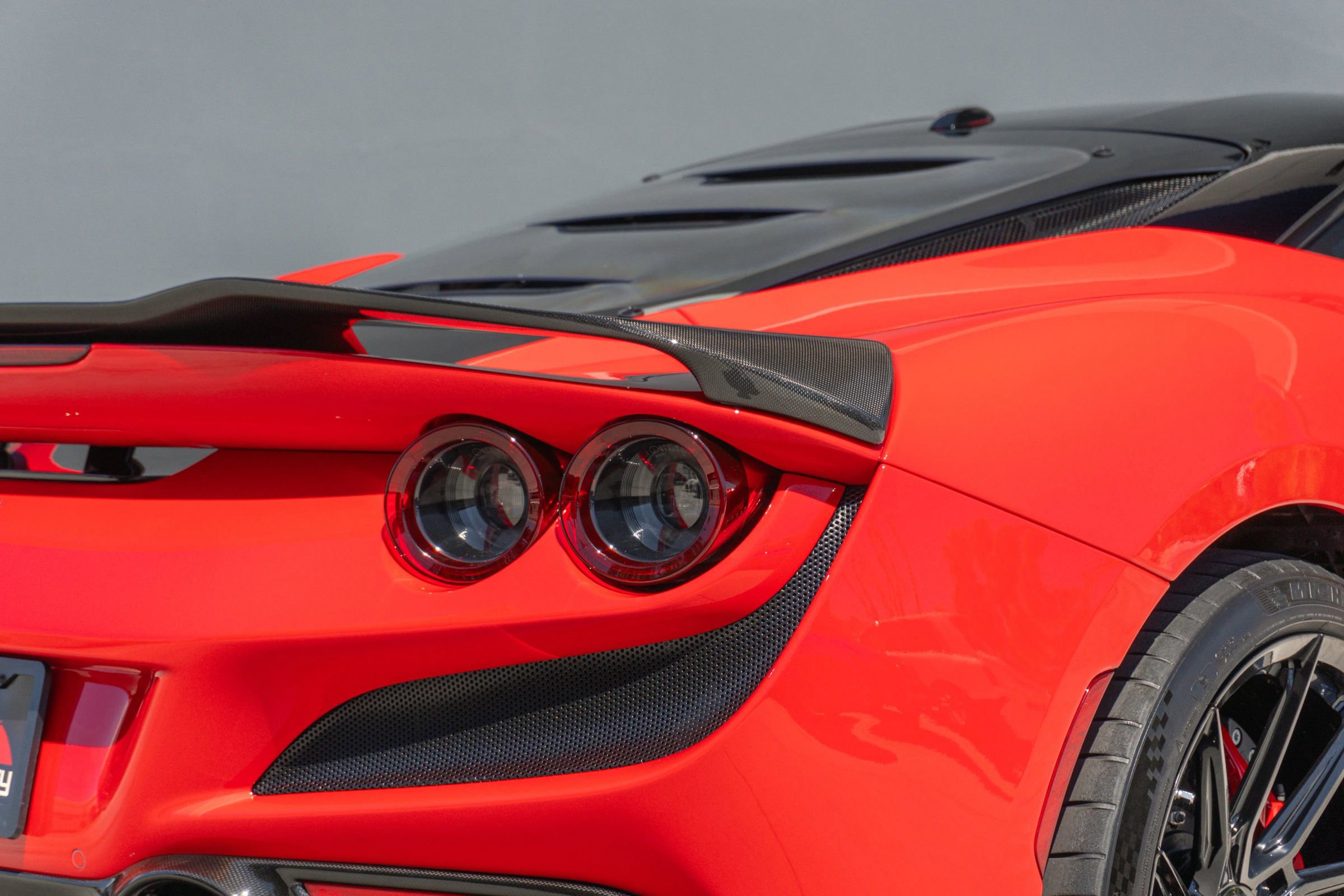 Used 2020 Ferrari F8 Tributo image 40