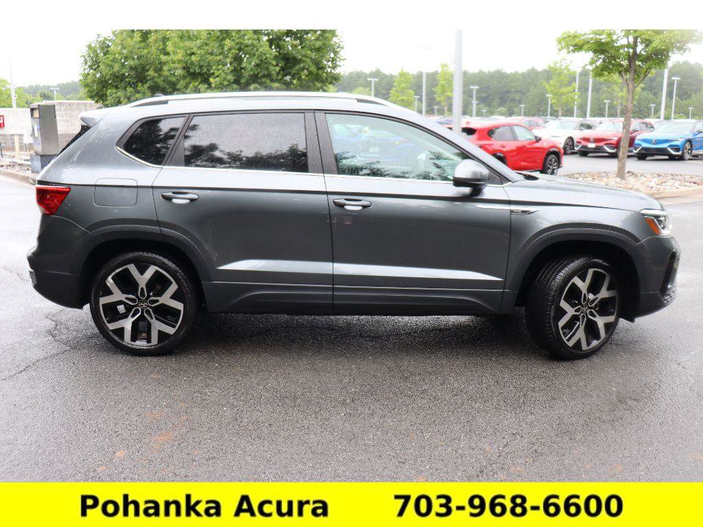 Used 2023 Volkswagen Taos SEL image 8