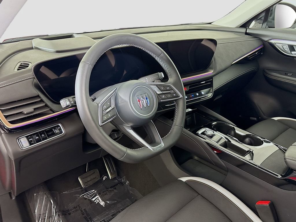 Used 2025 Buick Envision Sport Touring image 10