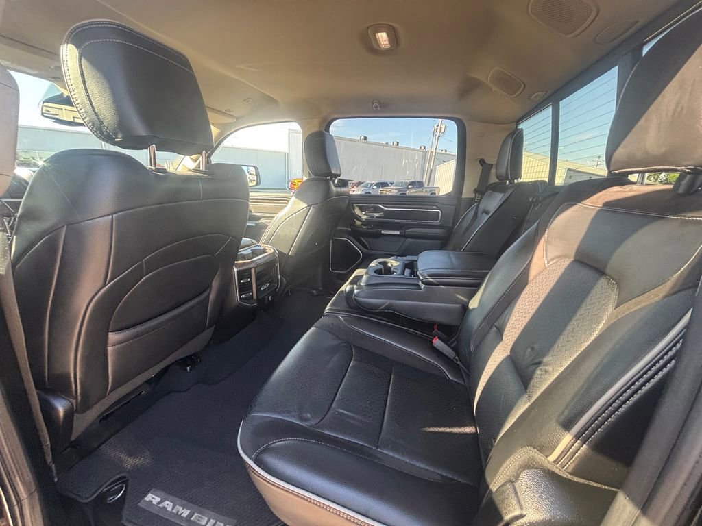Used 2019 RAM 1500 Laramie AWD/4WD image 19