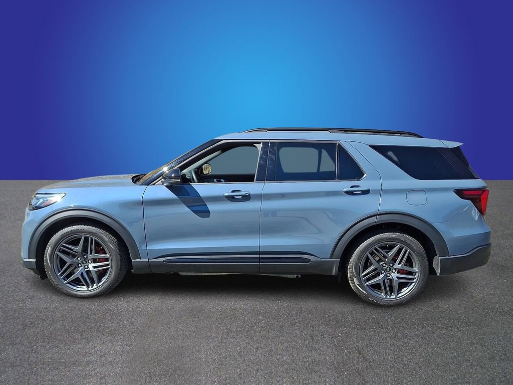 Used 2025 Ford Explorer ST image 7