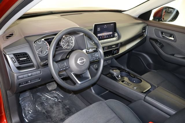 Used 2023 Nissan Rogue SV FWD image 23