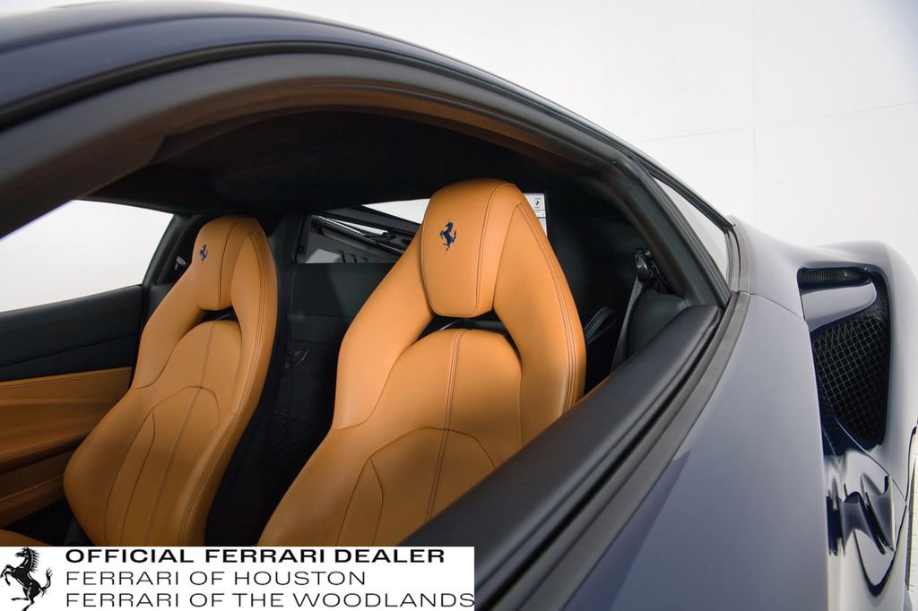 Used 2022 Ferrari F8 Tributo image 34