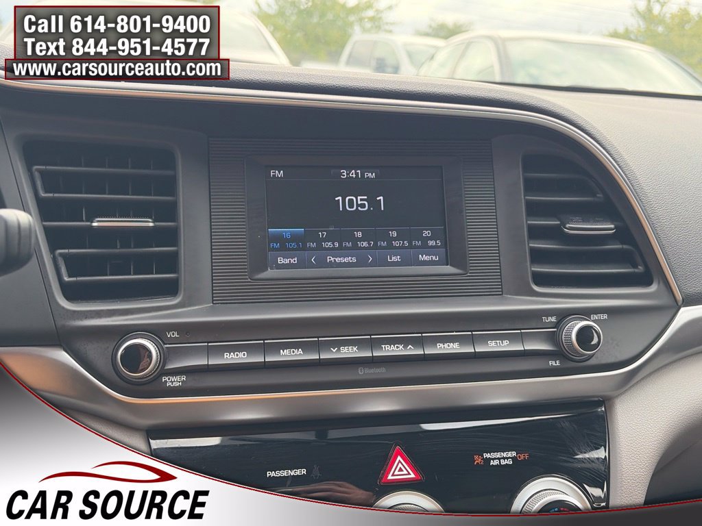 Used 2019 Hyundai Elantra SE FWD image 14