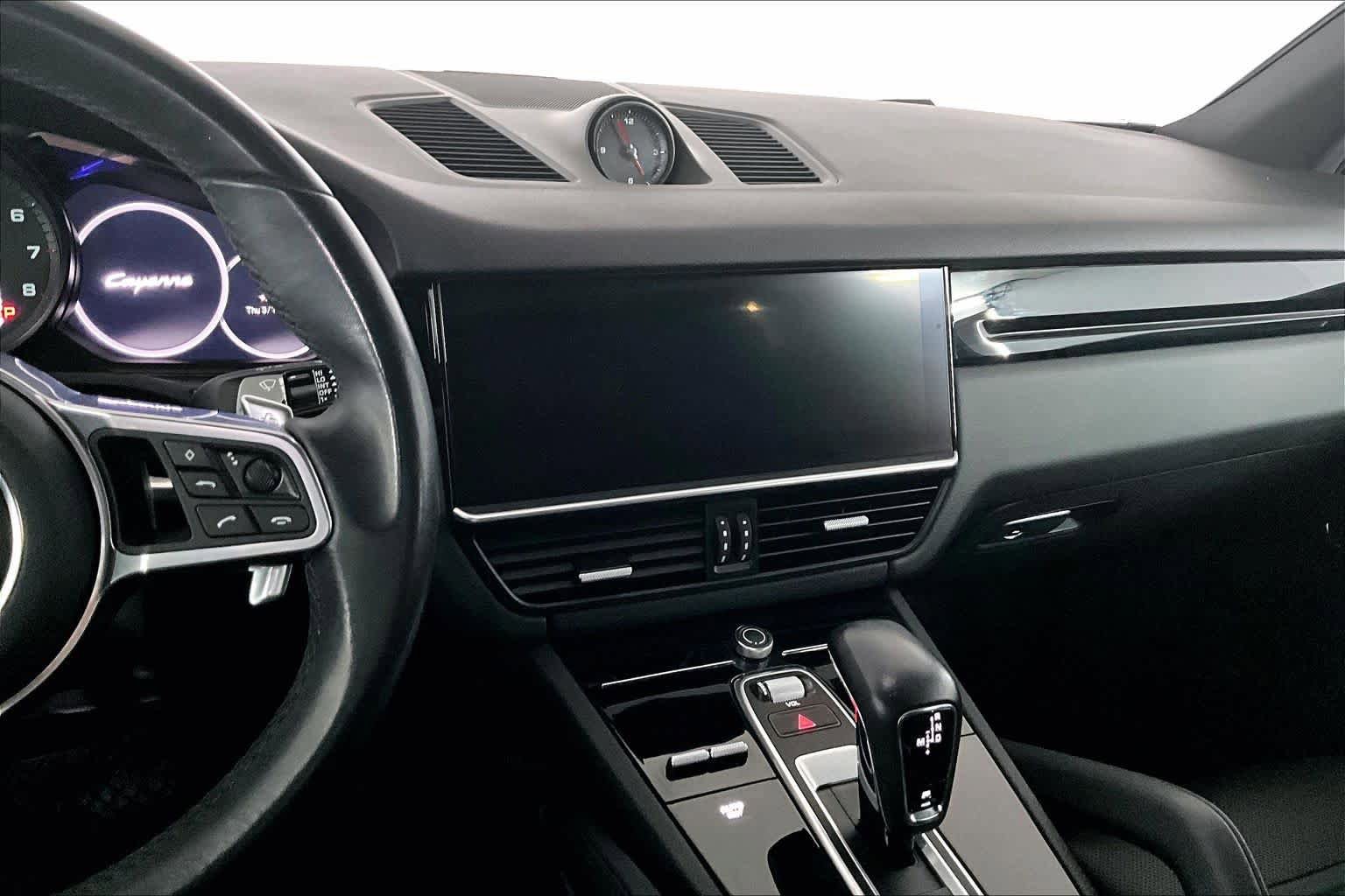 Used 2023 Porsche Cayenne image 7