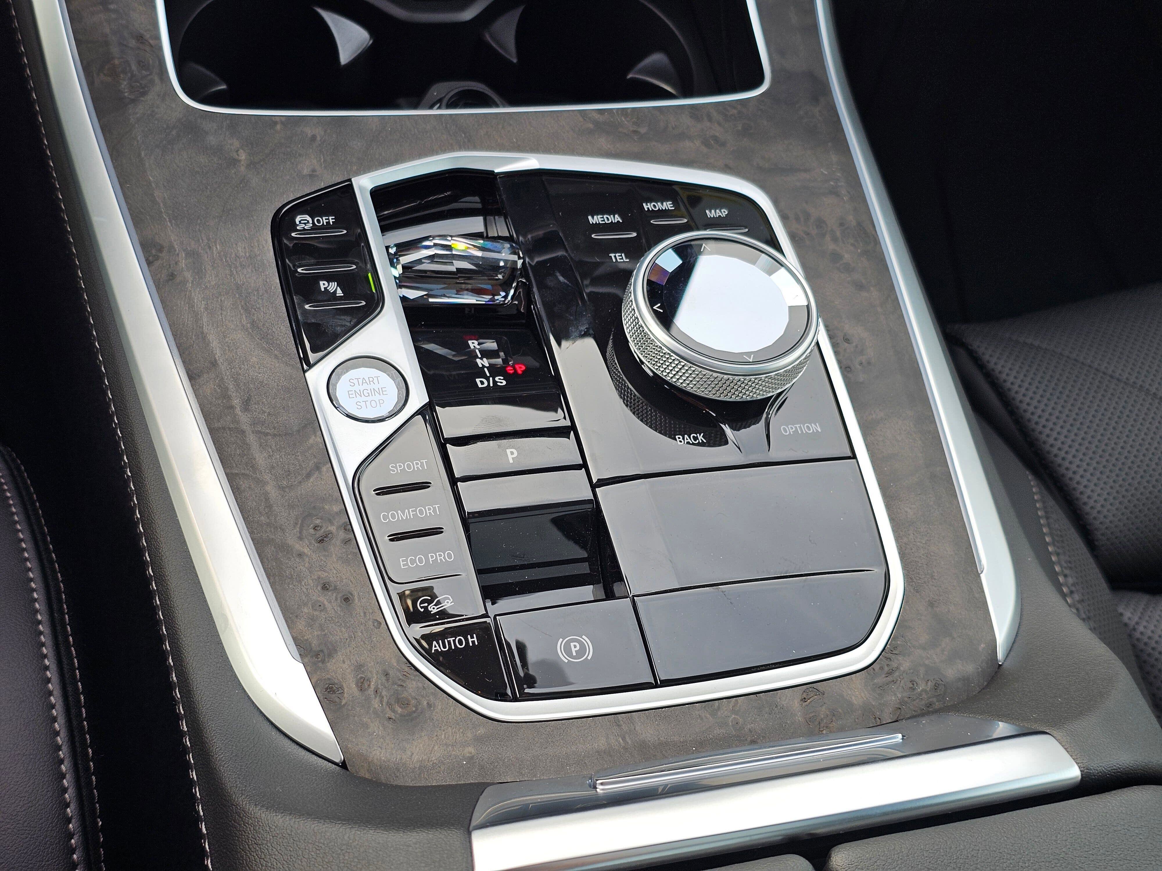 New 2026 BMW X5 xDrive40i w/ Executive Package image 24