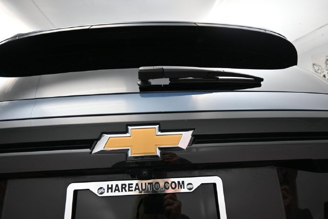 Used 2025 Chevrolet Traverse LT FWD image 27
