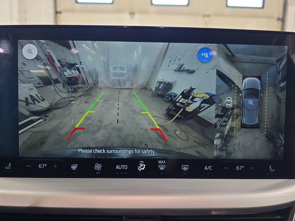 Used 2024 Ford Escape Platinum image 24