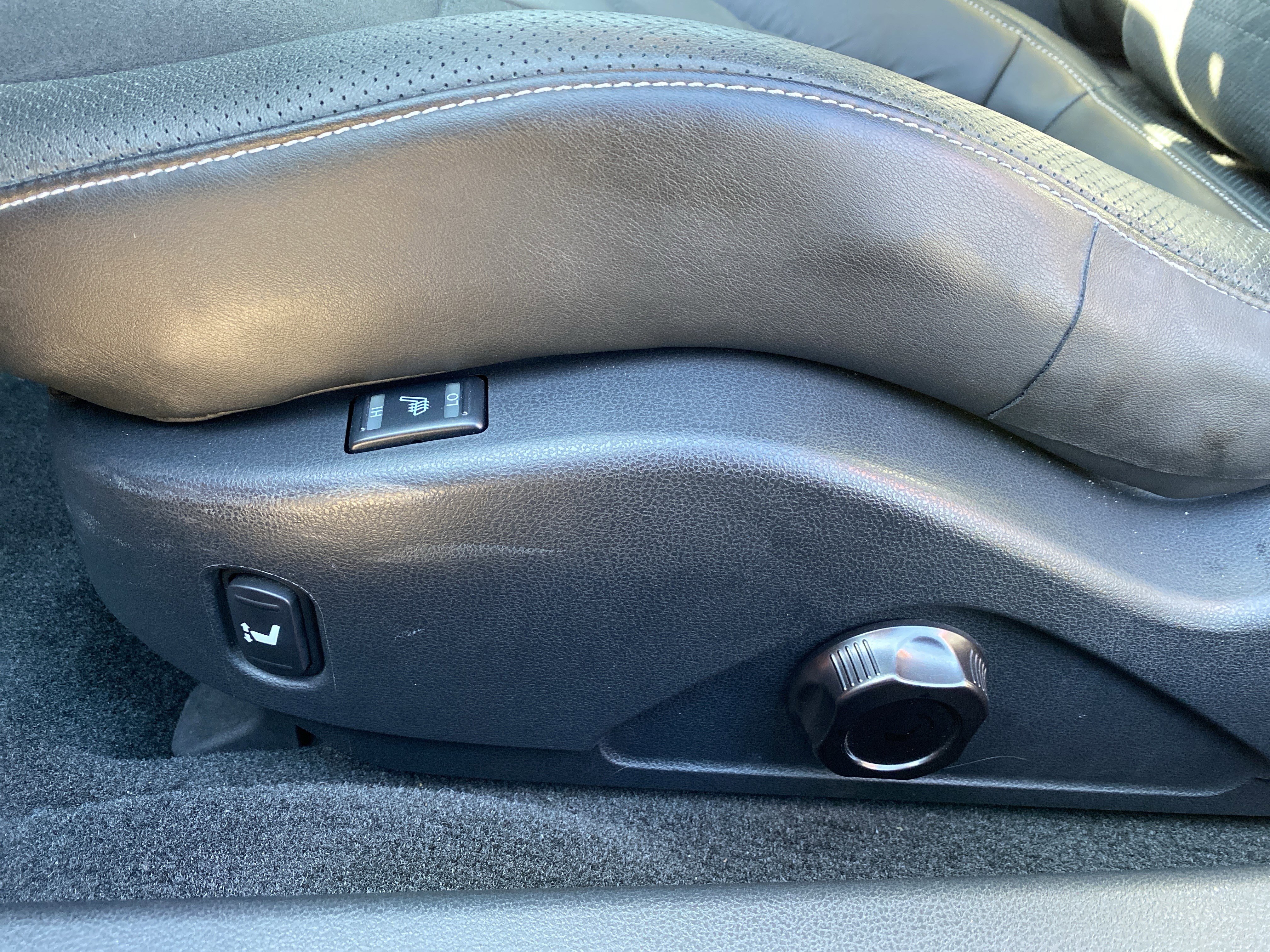 Used 2017 Nissan GT-R Premium image 28