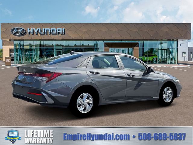 New 2026 Hyundai Elantra SE FWD image 8