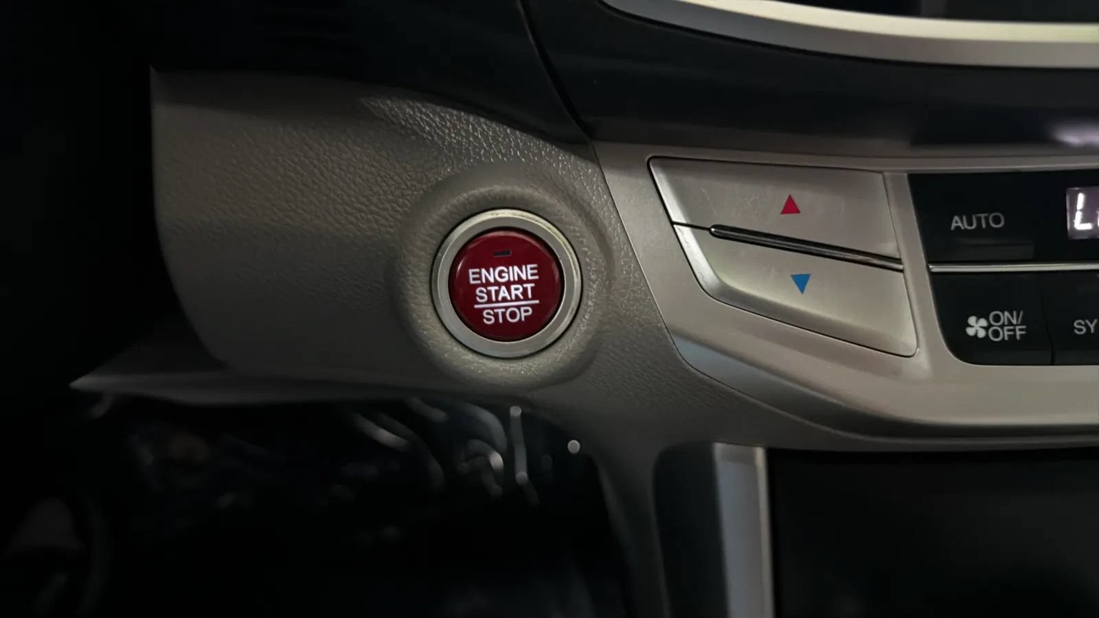 Used 2013 Honda Accord EX image 15