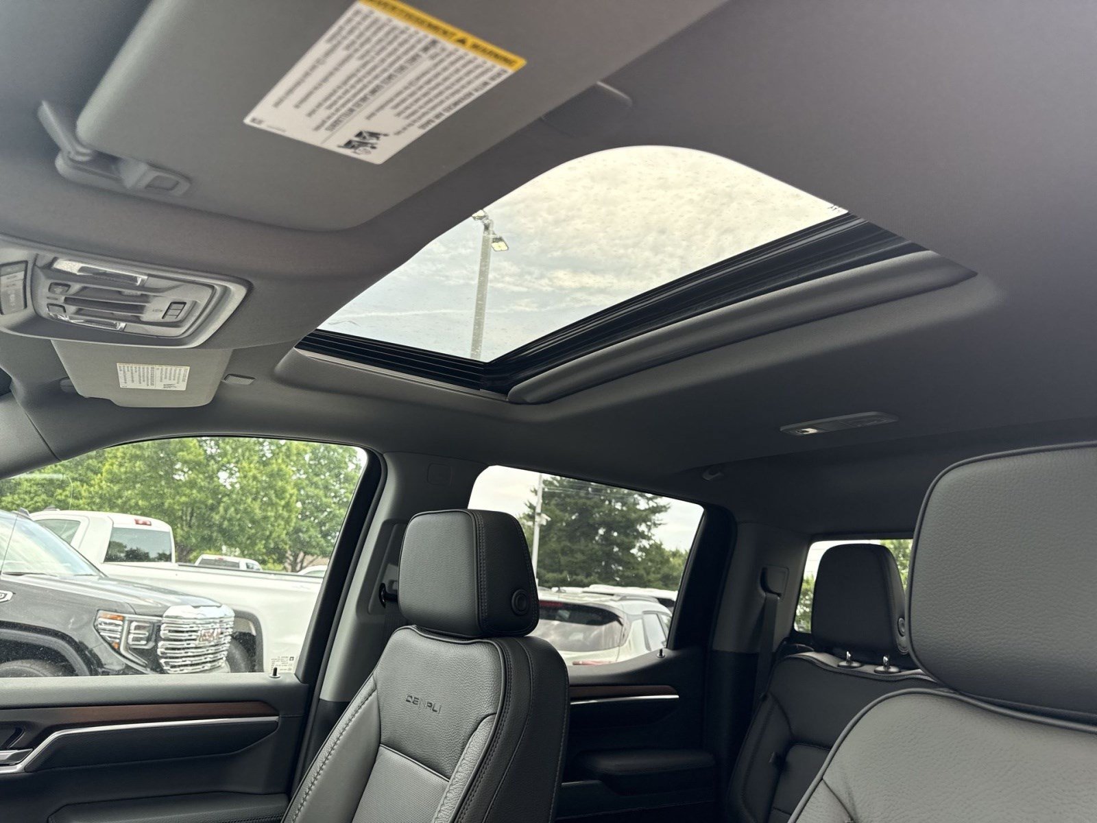 New 2026 GMC Sierra 1500 Denali AWD/4WD image 21