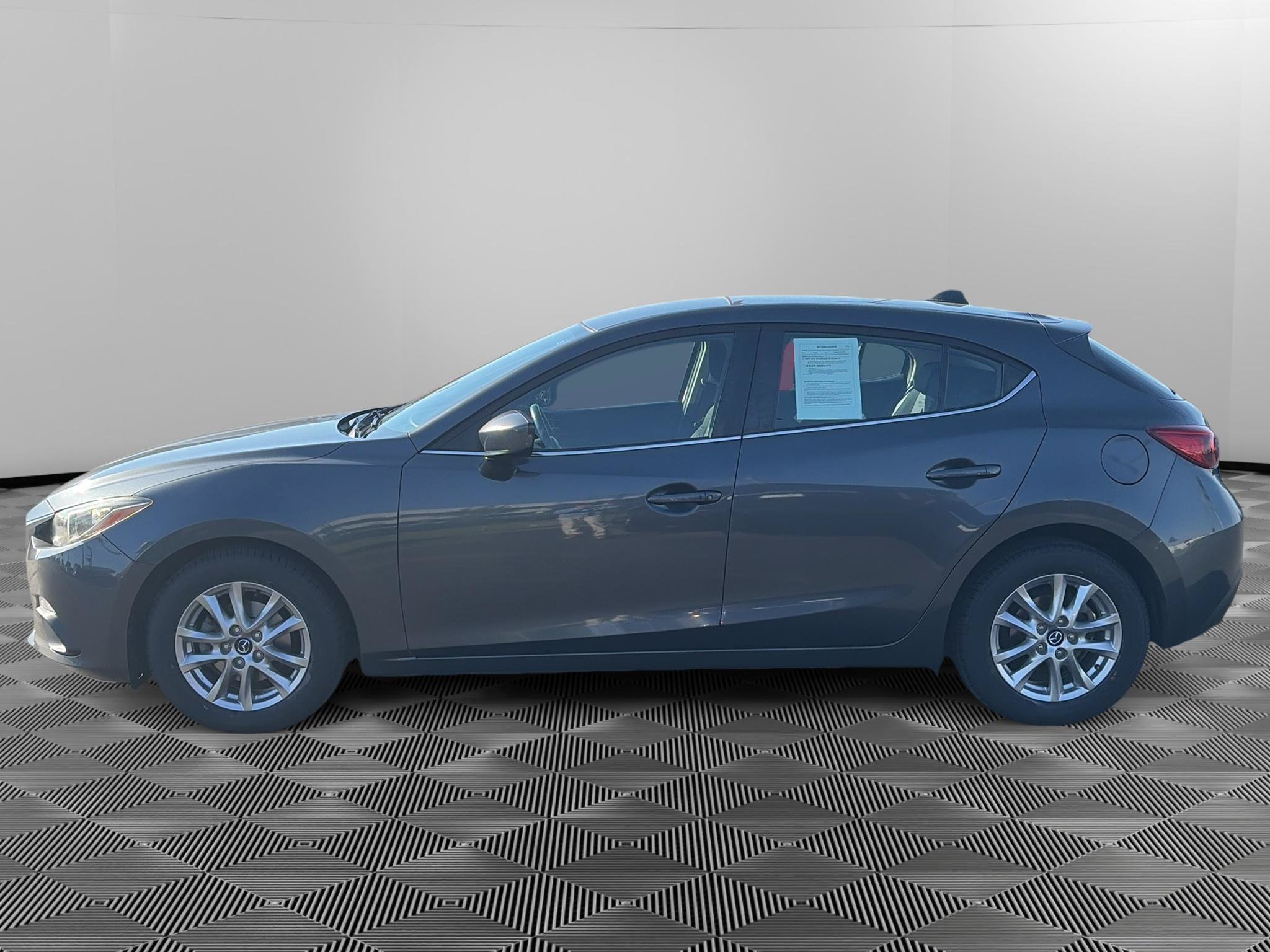 Used 2014 MAZDA MAZDA3 i Touring FWD image 4