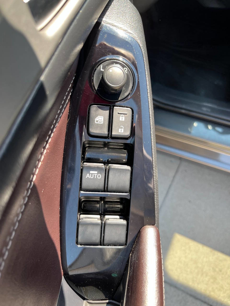 Used 2018 MAZDA MAZDA3 Touring FWD image 22