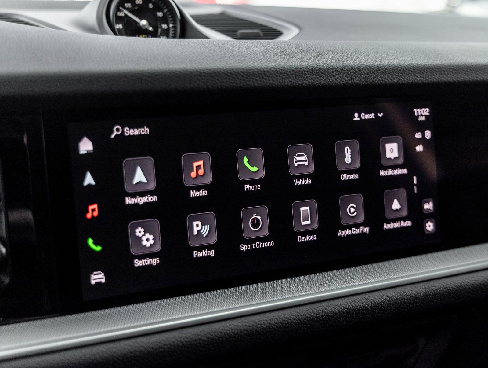 Certified 2025 Porsche Cayenne Coupe image 26