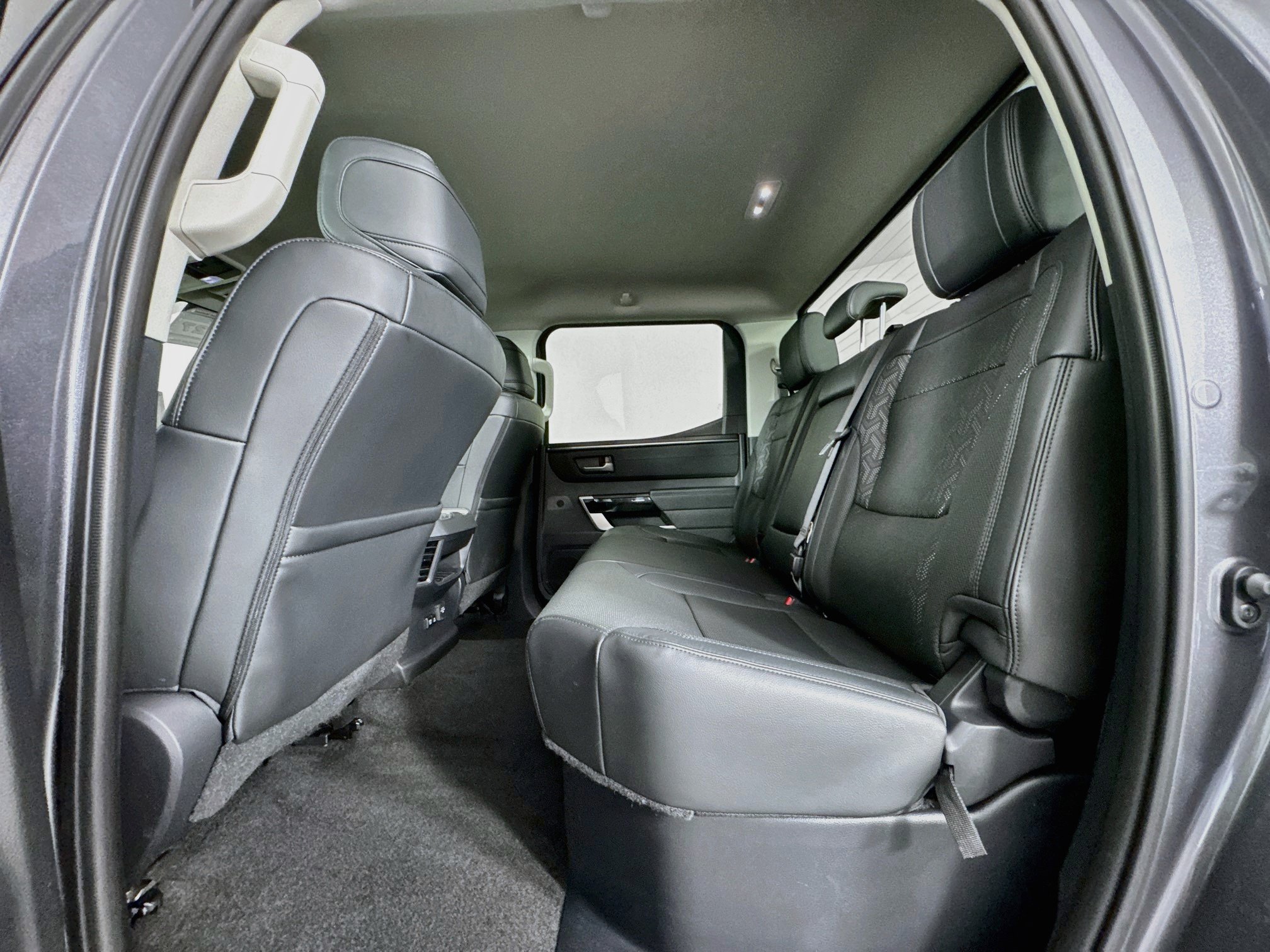 Used 2024 Toyota Tundra Limited AWD/4WD image 23