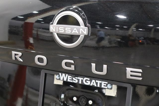 Used 2024 Nissan Rogue SV image 42