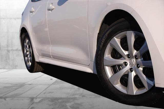 Certified 2024 Toyota Corolla LE image 3